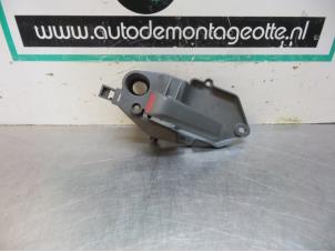 Gebruikte Portiergreep 4Deurs links-voor Fiat Panda (169) 1.1 Fire Prijs € 10,00 Margeregeling aangeboden door Autodemontagebedrijf Otte