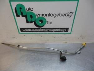 Używane Pretowy wskaznik poziomu oleju Alfa Romeo MiTo (955) 1.3 JTDm 16V Eco Cena € 30,00 Procedura marży oferowane przez Autodemontagebedrijf Otte