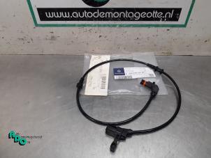 Nieuwe ABS Sensor Mercedes C Estate (S204) 2.2 C-220 CDI 16V BlueEfficiency Prijs € 18,15 Inclusief btw aangeboden door Autodemontagebedrijf Otte