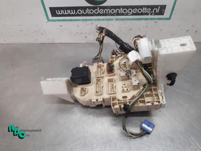Säkringsbox från en Suzuki SX4 (EY/GY) 1.6 DDiS 2006