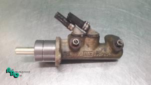 Gebruikte Hoofdremcilinder Fiat Multipla (186) 1.6 16V 100 SX,ELX Prijs € 35,00 Margeregeling aangeboden door Autodemontagebedrijf Otte