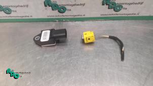 Begagnade Airbagsensor Mercedes A (W169) 1.5 A-150 5-Drs. Pris € 15,00 Marginaltabell erbjuds av Autodemontagebedrijf Otte