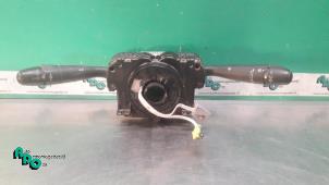 Używane Przelacznik Combi kolumny kierownicy Peugeot Expert (G9) 1.6 HDi 90 Cena € 72,60 Z VAT oferowane przez Autodemontagebedrijf Otte