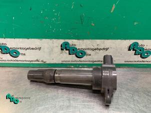 Gebruikte Pen Bobine Mitsubishi Colt (Z2/Z3) 1.3 16V Prijs € 10,00 Margeregeling aangeboden door Autodemontagebedrijf Otte