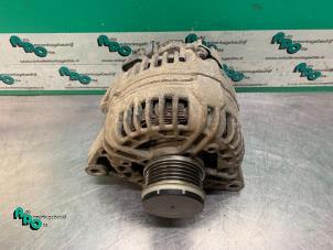 Gebruikte Dynamo Opel Corsa D 1.4 16V Twinport Prijs € 25,00 Margeregeling aangeboden door Autodemontagebedrijf Otte