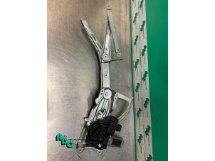 Begagnade Fönstermekanism, 4-dörrars, höger fram Opel Astra H (L48) 1.6 16V Twinport Pris € 25,00 Marginaltabell erbjuds av Autodemontagebedrijf Otte