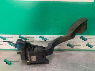 Gebruikte Gaspedaalpositie Sensor Fiat Fiorino (225) 1.3 JTD 16V Multijet Prijs € 20,00 Margeregeling aangeboden door Autodemontagebedrijf Otte