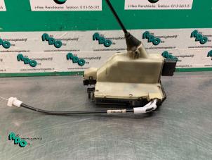 Gebruikte Deurslot Mechaniek 4Deurs rechts-voor Peugeot 208 I (CA/CC/CK/CL) 1.4 HDi Prijs € 20,00 Margeregeling aangeboden door Autodemontagebedrijf Otte