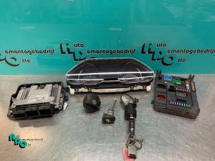 Begagnade Tändningslås + dator Peugeot 208 I (CA/CC/CK/CL) 1.4 HDi Pris € 125,00 Marginaltabell erbjuds av Autodemontagebedrijf Otte