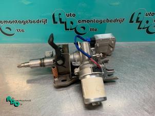 Begagnade Elservostyrningsenhet Renault Twingo II (CN) 1.2 Pris € 75,00 Marginaltabell erbjuds av Autodemontagebedrijf Otte