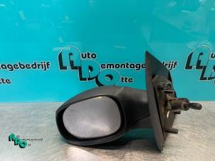 Gebruikte Buitenspiegel links Citroen C2 (JM) 1.1 Prijs € 20,00 Margeregeling aangeboden door Autodemontagebedrijf Otte