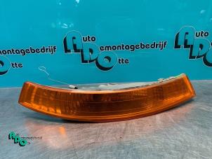 Begagnade Indikator, höger Renault Trafic New (FL) 1.9 dCi 100 16V Pris € 10,00 Marginaltabell erbjuds av Autodemontagebedrijf Otte