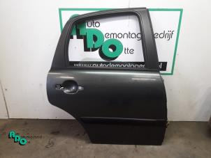 Używane Drzwi prawe tylne wersja 4-drzwiowa Citroen C3 (FC/FL/FT) 1.4 Cena € 50,00 Procedura marży oferowane przez Autodemontagebedrijf Otte