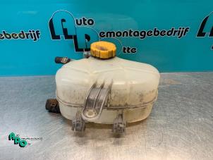 Gebruikte Expansievat Opel Corsa D 1.3 CDTi 16V Ecotec Prijs € 15,00 Margeregeling aangeboden door Autodemontagebedrijf Otte