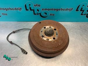 Gebruikte Wiellager achter Fiat Grande Punto (199) 1.4 Natural Power Prijs € 30,00 Margeregeling aangeboden door Autodemontagebedrijf Otte