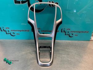 Używane Element deski rozdzielczej Opel Astra J GTC (PD2/PF2) 1.4 Turbo 16V ecoFLEX 140 Cena € 25,00 Procedura marży oferowane przez Autodemontagebedrijf Otte