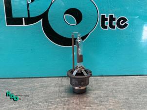 Nieuwe Xenon Lamp Mercedes C-Klasse AMG (W203) 3.2 C-32 AMG V6 18V Prijs € 90,75 Inclusief btw aangeboden door Autodemontagebedrijf Otte