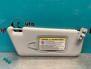 Begagnade Solskydd Mercedes B (W245) 2.0 B-200 16V Pris € 10,00 Marginaltabell erbjuds av Autodemontagebedrijf Otte