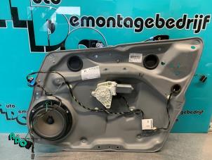 Begagnade Fönstermekanism, 4-dörrars, höger fram Mercedes B (W245) 2.0 B-200 16V Pris € 35,00 Marginaltabell erbjuds av Autodemontagebedrijf Otte