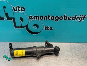 Begagnade Strålkastarspolare Mercedes B (W245) 2.0 B-200 16V Pris € 20,00 Marginaltabell erbjuds av Autodemontagebedrijf Otte