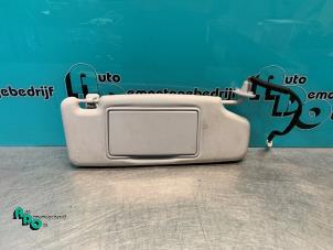 Begagnade Solskydd Volvo V40 (VW) 2.0 16V Pris € 10,00 Marginaltabell erbjuds av Autodemontagebedrijf Otte