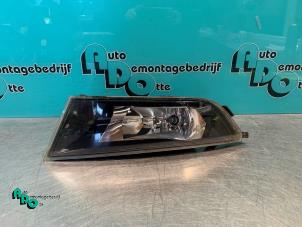 Gebruikte Mistlamp links-voor Skoda Fabia III (NJ3) 1.0 12V Prijs € 30,00 Margeregeling aangeboden door Autodemontagebedrijf Otte