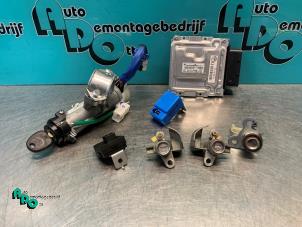 Begagnade Tändningslås + dator Hyundai i10 (F5) 1.2i 16V Pris € 150,00 Marginaltabell erbjuds av Autodemontagebedrijf Otte