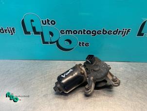 Begagnade Främre torkarmotor Kia Rio (DC22/24) 1.3 Pris € 25,00 Marginaltabell erbjuds av Autodemontagebedrijf Otte