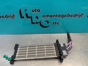 Używane Element grzewczy Mercedes Citan (415.6) 1.5 109 CDI Cena € 30,00 Procedura marży oferowane przez Autodemontagebedrijf Otte