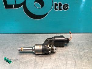 Gebruikte Injector (benzine injectie) Seat Leon (1P1) 1.4 TSI 16V Prijs € 40,00 Margeregeling aangeboden door Autodemontagebedrijf Otte