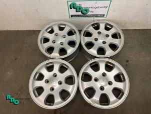 Używane Zestaw obreczy Mitsubishi Colt (Z2/Z3) 1.3 16V Cena € 200,00 Procedura marży oferowane przez Autodemontagebedrijf Otte