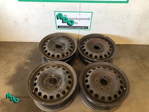 Używane Zestaw obreczy Mitsubishi Colt (Z2/Z3) 1.1 12V Cena € 100,00 Procedura marży oferowane przez Autodemontagebedrijf Otte