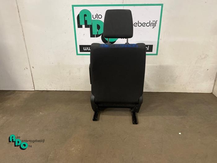 Stoel links van een Opel Agila (B) 1.2 16V 2011