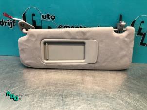 Begagnade Solskydd BMW 3 serie (E90) 318i 16V Pris € 10,00 Marginaltabell erbjuds av Autodemontagebedrijf Otte