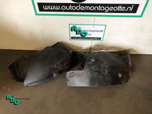 Begagnade Isolering, hjulhus Renault Modus/Grand Modus (JP) 1.6 16V Pris € 15,00 Marginaltabell erbjuds av Autodemontagebedrijf Otte