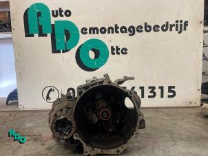 Begagnade Växellåda Volkswagen Golf V (1K1) 2.0 FSI 16V Pris € 250,00 Marginaltabell erbjuds av Autodemontagebedrijf Otte