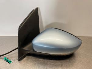 Gebruikte Buitenspiegel links Volkswagen Polo V (6R) 1.2 TDI 12V BlueMotion Prijs € 60,00 Margeregeling aangeboden door Autodemontagebedrijf Otte