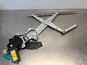 Gebruikte Raammechaniek 4Deurs links-voor Nissan Note (E12) 1.2 68 Prijs € 30,00 Margeregeling aangeboden door Autodemontagebedrijf Otte