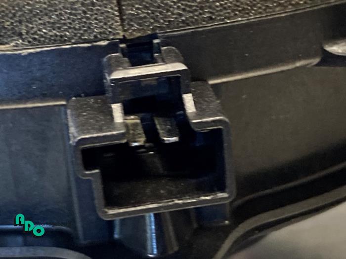 Luidspreker van een Volvo V40 (MV) 1.6 D2 2013