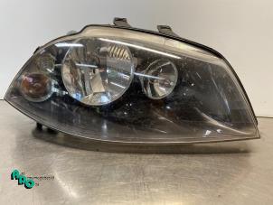 Gebruikte Koplamp rechts Seat Ibiza III (6L1) 1.6 16V Prijs € 25,00 Margeregeling aangeboden door Autodemontagebedrijf Otte