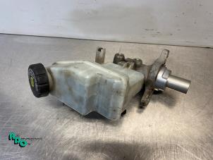 Begagnade Huvudcylinder Opel Meriva 1.7 CDTI 16V Pris € 20,00 Marginaltabell erbjuds av Autodemontagebedrijf Otte