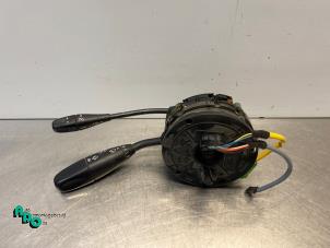 Gebruikte Combischakelaar Stuurkolom Volkswagen Crafter 2.5 TDI 30/35/50 Prijs € 75,00 Margeregeling aangeboden door Autodemontagebedrijf Otte