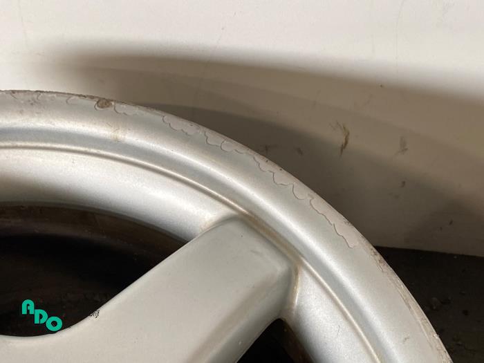 Velgen set van een Mercedes-Benz E (W211) 4.0 E-420 CDI V8 32V 2003