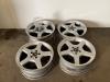 Velgen set van een Mercedes-Benz E (W211) 4.0 E-420 CDI V8 32V 2003