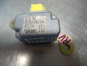 Gebruikte Airbag Sensor Mazda 323 Fastbreak (BJ14) 1.5 LX,GLX 16V Prijs € 25,00 Margeregeling aangeboden door Autodemontagebedrijf Otte