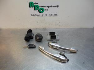 Gebruikte Contactslot + computer Alfa Romeo 147 (937) 2.0 Twin Spark 16V Prijs € 50,00 Margeregeling aangeboden door Autodemontagebedrijf Otte