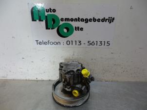 Gebruikte Stuurpomp Audi A4 Avant (B6) 2.5 TDI 155 24V Prijs € 30,00 Margeregeling aangeboden door Autodemontagebedrijf Otte