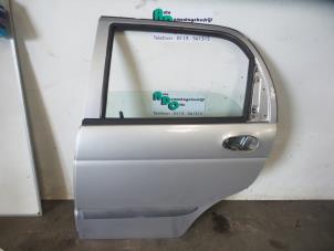 Begagnade Bakdörr, 4-dörrars, vänster Chevrolet Matiz 0.8 S,SE Pris € 70,00 Marginaltabell erbjuds av Autodemontagebedrijf Otte