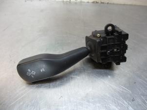 Begagnade Indikatorbrytare BMW 3 serie (E46/4) 320d 16V Pris € 10,00 Marginaltabell erbjuds av Autodemontagebedrijf Otte