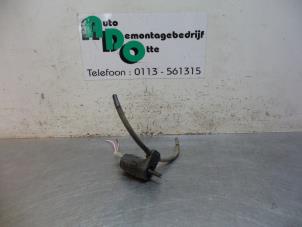 Begagnade Pump, vindrutespolare Fiat Multipla (186) 1.6 16V 100 SX,ELX Pris € 10,00 Marginaltabell erbjuds av Autodemontagebedrijf Otte